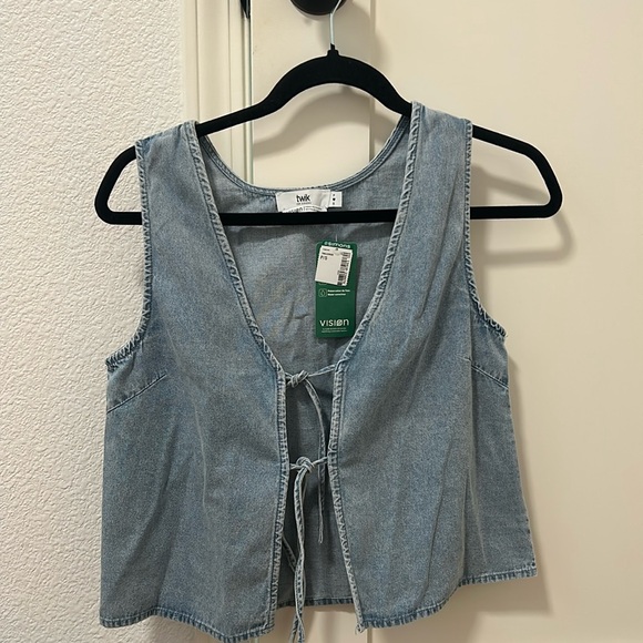 Denim Top - Picture 1 of 4